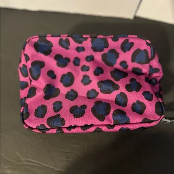 Vera Bradley Leopard Print Make Up Bag - Picture 4 of 4